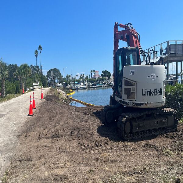 Construction underway for improved bridge on South Riverside Drive in New Smyrna Beach.
